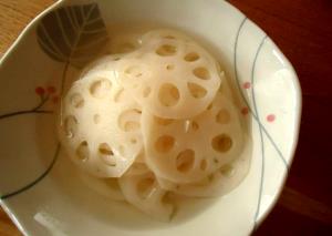 1 Oz Lotus Root (with Salt, Drained, Cooked, Boiled)