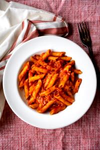 1 Oz Meatless Pasta with Tomato Sauce