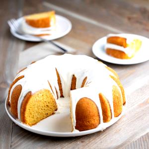 1 Oz Pound Cake with Icing