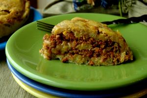 1 Oz Puerto Rican Style Ripe Plantain Meat Pie (Pinon)