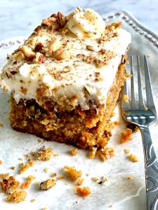 1 Oz Raisin-Nut Cake (with Icing)