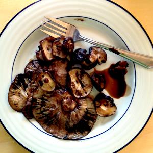 1 Oz Shiitake Mushrooms (with Salt, Cooked)