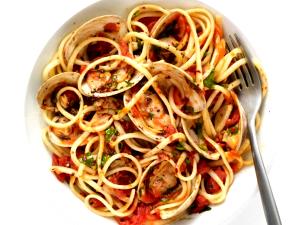 1 Oz Spaghetti with Red Clam Sauce
