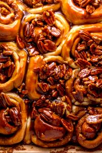 1 Oz Sweet Roll with Nuts