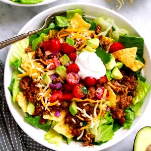 1 Oz Taco or Tostada Salad with Beef, Cheese and Corn Chips
