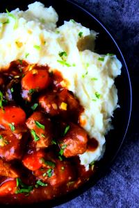1 Oz Veal Stew with Potatoes and Vegetables in Tomato-Based Sauce (Including Carrots, Broccoli, and/or Dark-Green Leafy)