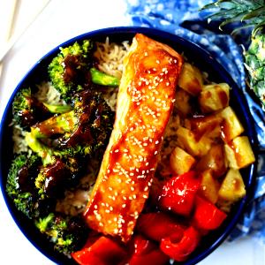 1 package (12 oz) Grilled Teriyaki Salmon Bowl