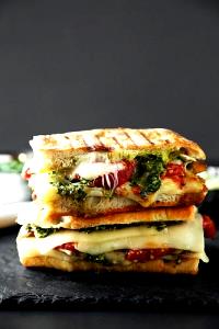 1 package (170 g) Tuscan Style Panini - Grilled Chicken Pesto with Mozzarella on Italian Style Herb Bread