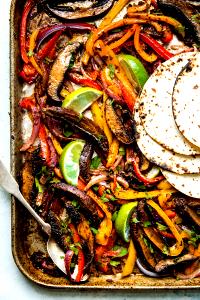 1 package (240 g) Portobello Mushroom Fajitas