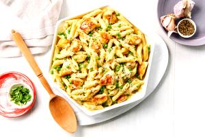 1 package (311 g) Garlic Parmesan Chicken with Penne