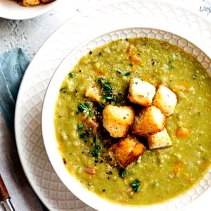 1 package (311 g) Split Pea Soup with Ham