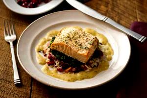 1 package (354 oz) Grilled Salmon with Lemon Dijon Dressing