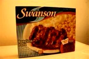 1 package (454 g) Boneless Pork Rib Shaped Patties in Barbecue Sauce with Mashed Potatoes, Corn and a Brownie