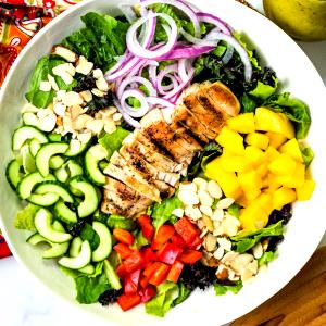 1 Package Grilled Chicken Salad Plate
