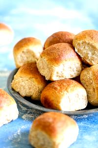 1 Pan, Dinner, Or Small (2" Square, 2" High) Toasted Whole Wheat Roll (Home Recipe or Bakery)