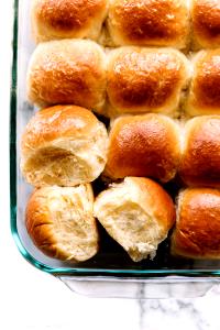 1 Pan Or Dinner Soft White Roll (Home Recipe or Bakery)