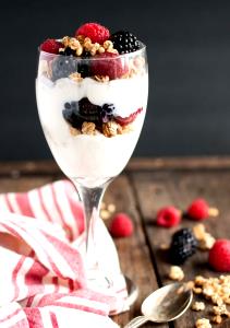 1 parfait (164 g) Yogurt Parfait