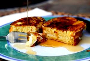 1 pastry (60 g) French Toast Stuffed Pastries - Sweet Cream Cheese