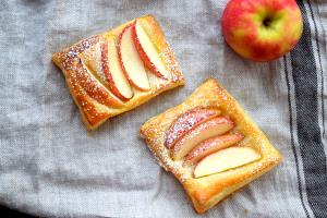 1 pastry (71 g) Apple Danish