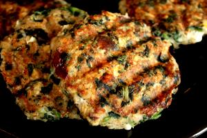 1 patty (112 g) Spinach Feta Turkey Patties