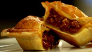 1 Pie Meat Pie