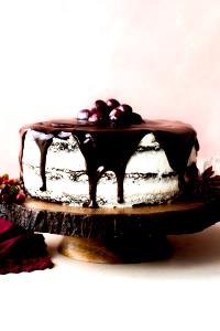 1 Piece (1/10 1-layer, 8" Or 9" Dia) Black Forest (Chocolate-Cherry) Cake