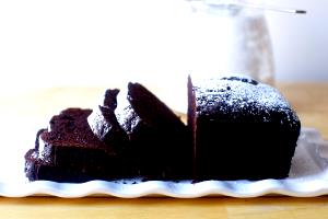 1 Piece (1/10 8" Or 9" Dia) Nut Cake without Icing