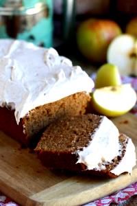 1 Piece (1/10 Loaf) Applesauce Cake