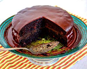 1 Piece (1/12 2-layer, 8" Or 9" Dia) Chocolate Cake with Mayonnaise or Salad Dressing with Icing or Filling