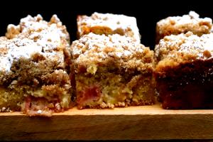 1 Piece (1/12 8" Square) Crumb or Quick-Bread Type Coffee Cake with Fruit