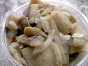 1 Piece (1-3/4" X 7/8" X 1/2") Pickled Herring