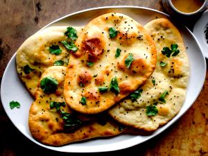 1 Piece (1/4 10" Dia) Indian Flatbread Naan