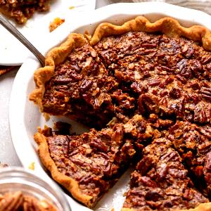 1 Piece (1/8 9" Dia) Pecan Pie