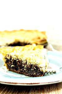 1 Piece (1/8 9" Dia) Shoo-Fly Pie