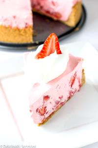 1 Piece (1/8 9" Dia) Strawberry Cream Pie