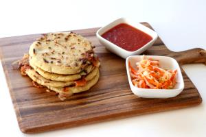1 Piece (126.0 G) Pupusas Con Frijoles