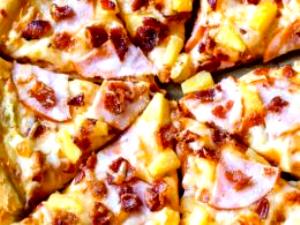 1 piece (127 g) Spicy Hawaiian Style Pizza
