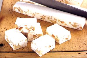 1 Piece (14.0 G) Nougat with Almonds