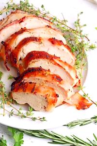 1 piece (154 g) Filet Mignon Turkey Breast Wrapped in Bacon