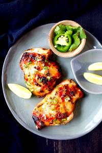 1 piece (186 g) Entree Simple Chicken Breast with Chipotle Lime Marinade