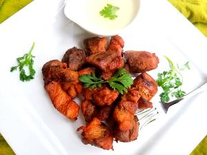 1 Piece (2-1/2" X 2" X 1") Fried Pork Chunks, Puerto Rican Style (Carne De Cerdo Frita, Masitas Fritas)