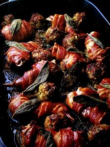 1 Piece (299.0 G) Wild Rabbit, cooked