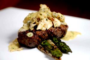 1 piece (32 g) Houstonian Roll