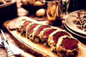 1 Piece (340.0 G) Caribou Meat, cooked