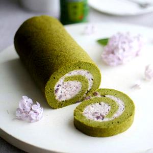 1 piece (50 g) Swiss Roll Cake Green Tea