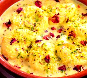 1 piece (56 g) Kesar Pista Rasmalai