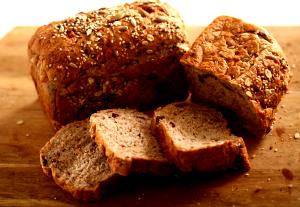 1 piece (60 g) Muesli Bread