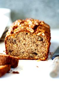 1 piece (68 g) Banana Nut Bread with Powdered Sugar