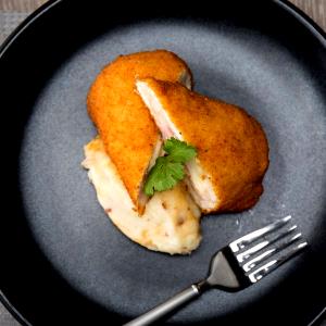 1 piece (7 oz) Chicken Cordon Bleu