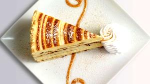 1 piece (79 g) Cheesecake Slices